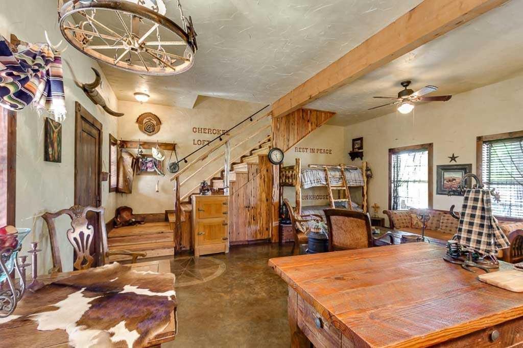 Last Outpost Bandera Ranch House Exteriér fotografie